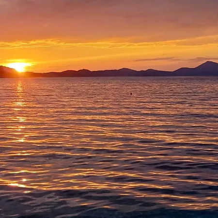 Soba Sa Balkonom Veli Lošinj